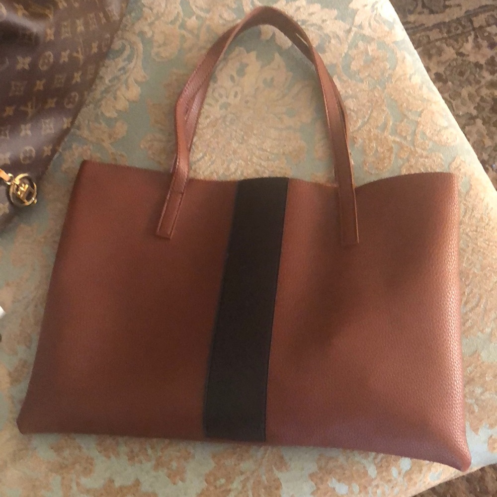 Vince Camuto Tote